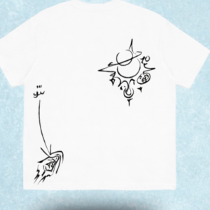 Áo thun unisex in họa tiết nghệ thuật, form dễ mặc, chất vải mềm thoáng, phù hợp nam nữ.